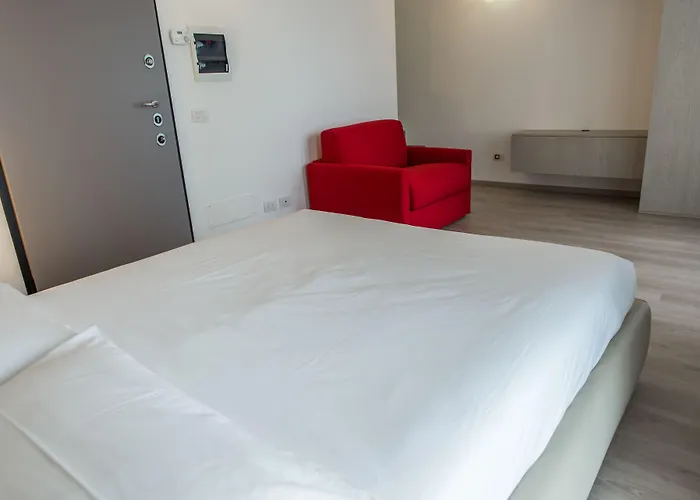 Residenza Luigina Варенна